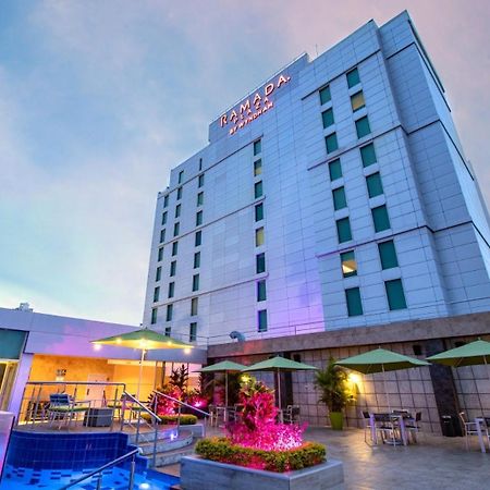 Готель Ramada Plaza By Wyndham Panama Punta Pacifica Екстер'єр фото
