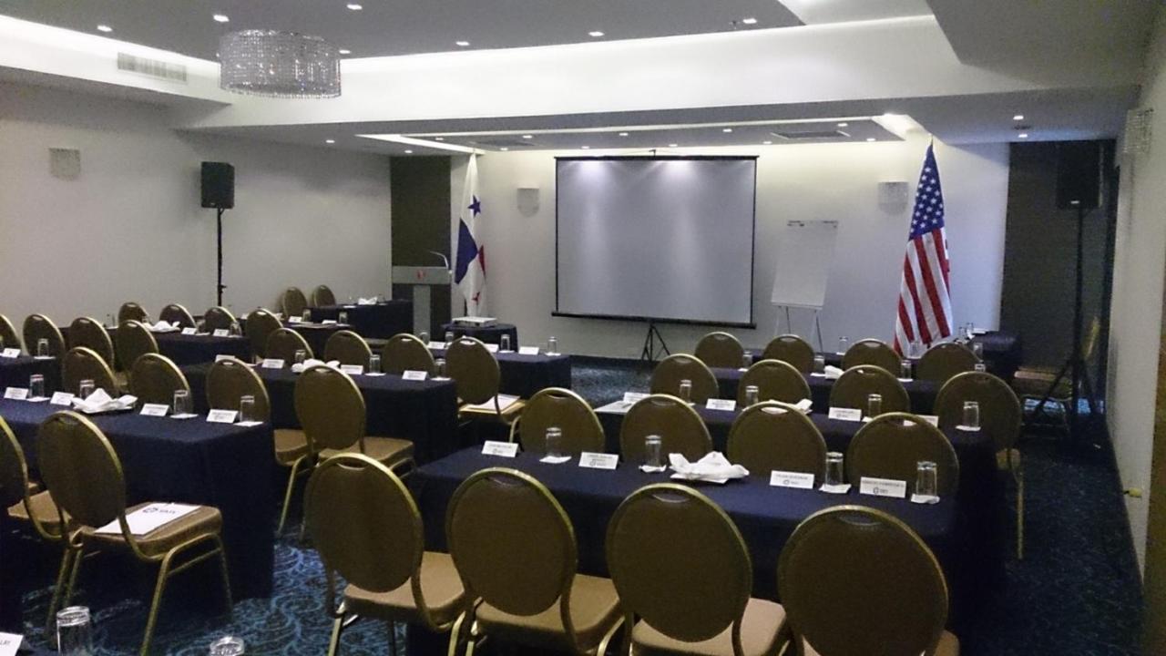 Готель Ramada Plaza By Wyndham Panama Punta Pacifica Екстер'єр фото