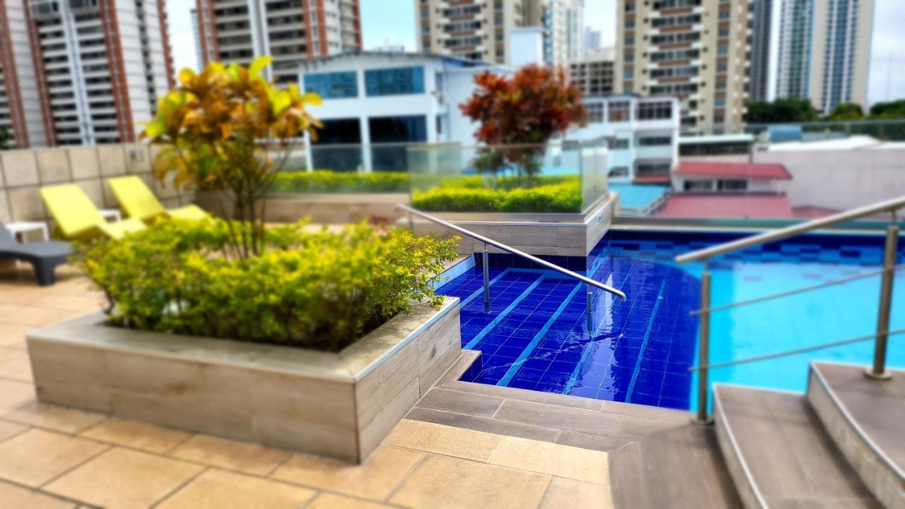 Готель Ramada Plaza By Wyndham Panama Punta Pacifica Екстер'єр фото