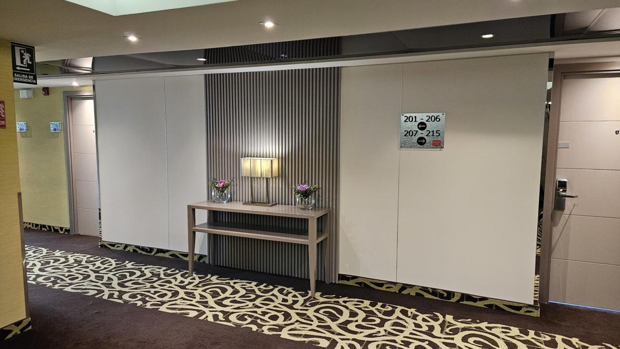 Готель Ramada Plaza By Wyndham Panama Punta Pacifica Екстер'єр фото