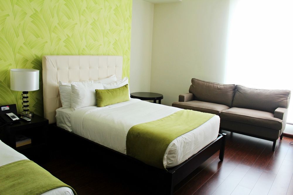 Готель Ramada Plaza By Wyndham Panama Punta Pacifica Екстер'єр фото