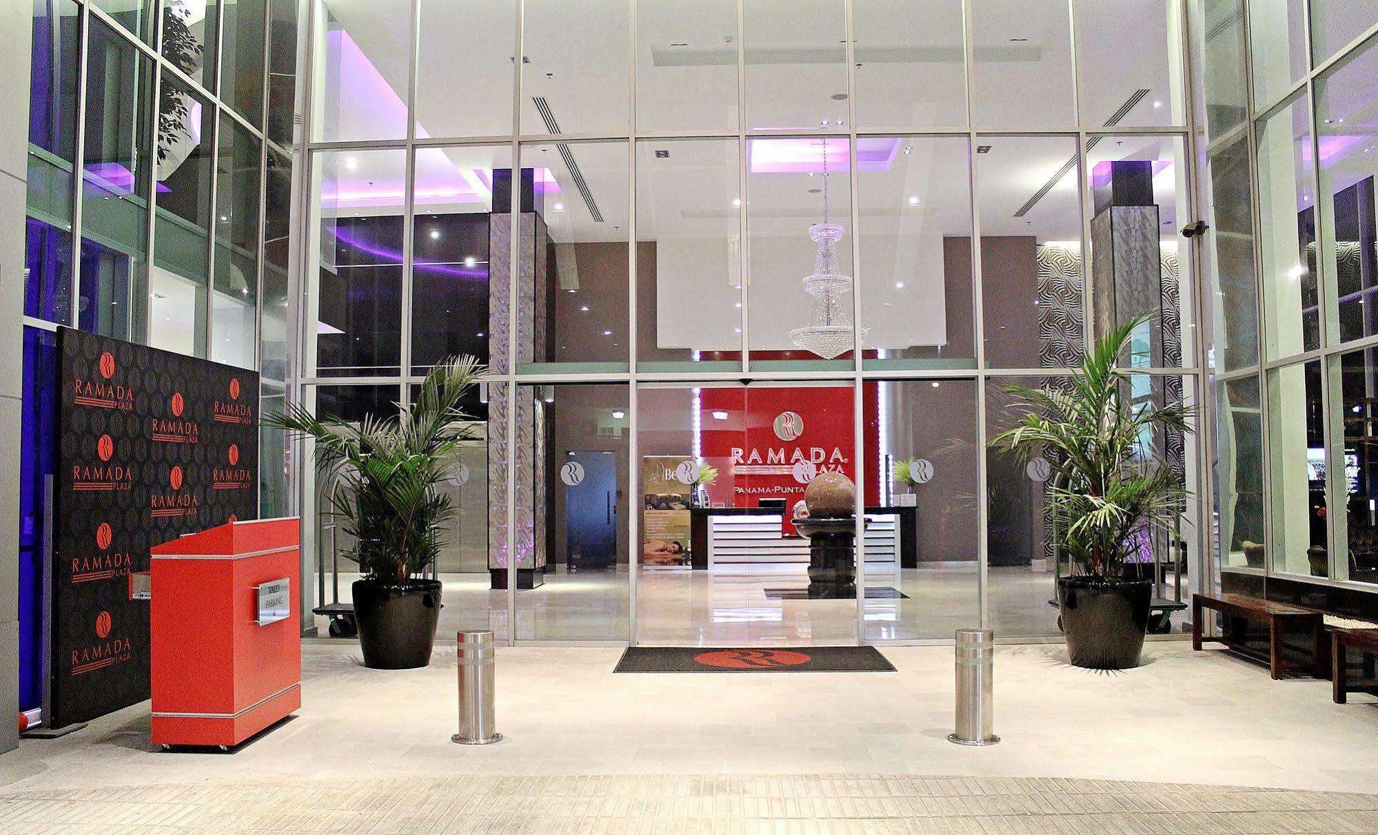 Готель Ramada Plaza By Wyndham Panama Punta Pacifica Екстер'єр фото
